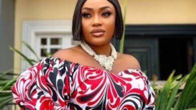 Lizzy Gold Biography
