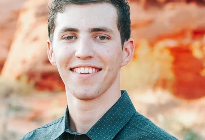 Tyler Robinson Biography